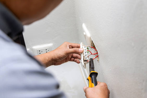 Best Electrical Installation Contractor  in South Wenatchee, WA